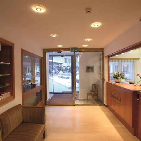 采尔马特大都会spa酒店 4*