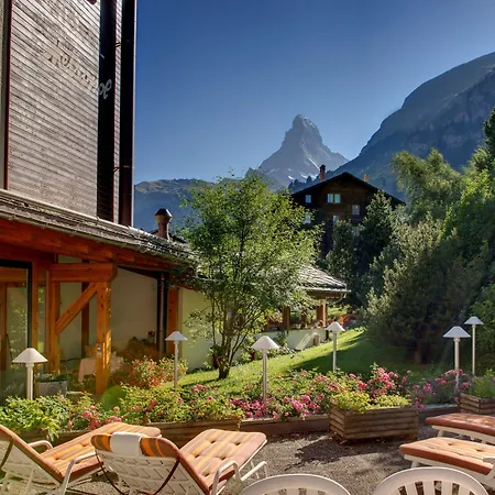 メトロポール ＆ スパ ホテル 4*