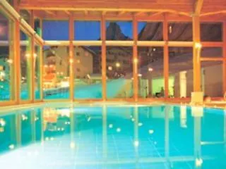 Metropol & 4*