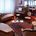 Metropol & 4* צרמט