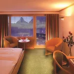 Metropol & 4*